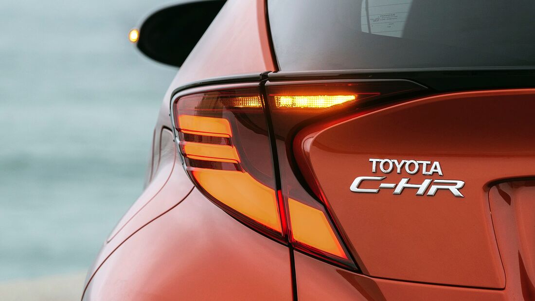 Toyota C-HR 2.0 Hybrid Fahrbericht