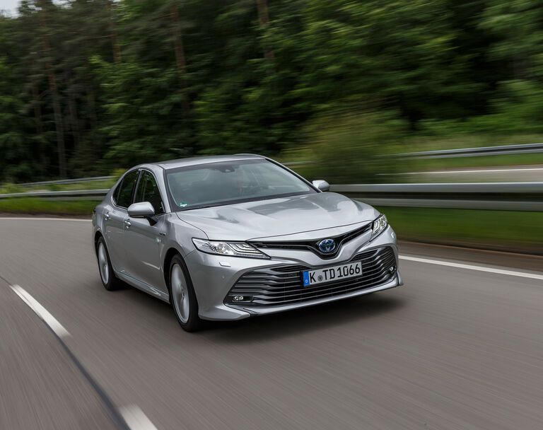 Toyota Camry Hybrid Im Test Auto Motor Und Sport