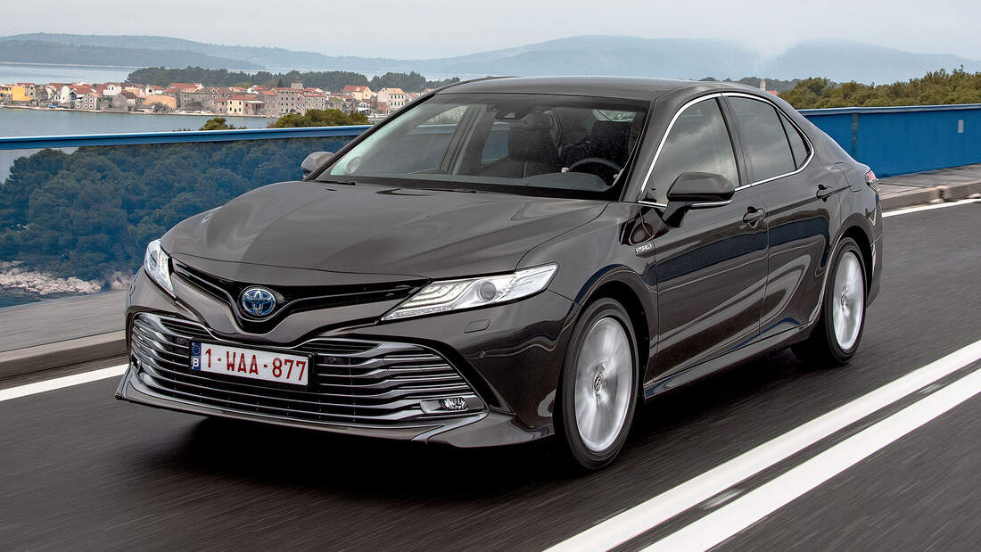 Camry hybrid 2019