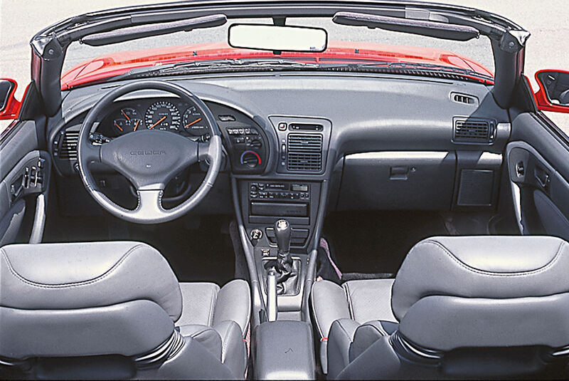 Toyota Celica Cabrio 2.0 Gti, Cockpit