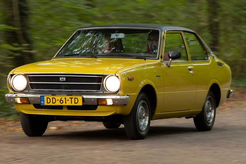 Toyota Corolla E30