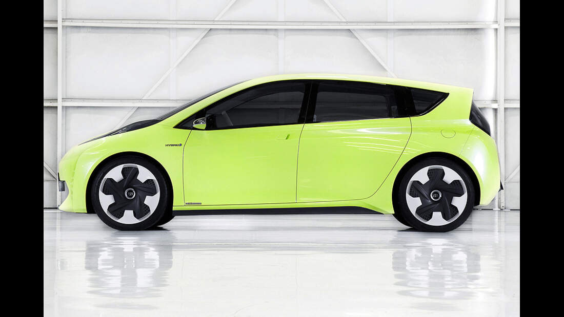 Hybridfahrzeug Toyota FTCH Toyota präsentiert neuen Saubermann AUTO