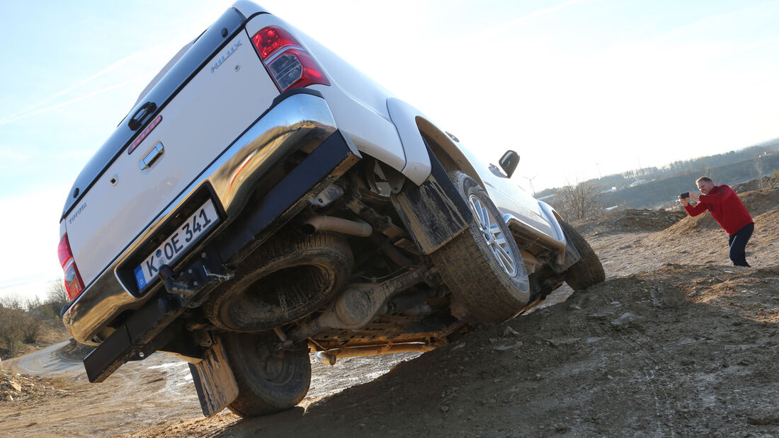 Toyota Hilux 3.0 D-4D, Heckansicht