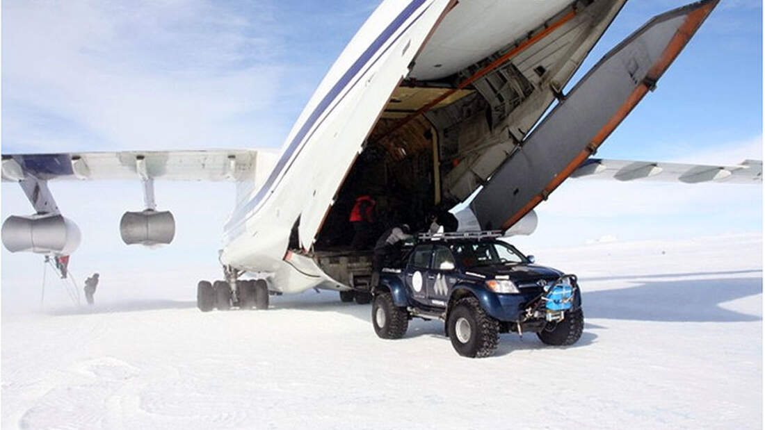 Toyota AntarktisExpedition Mit dem Toyota Hilux zum Südpol auto