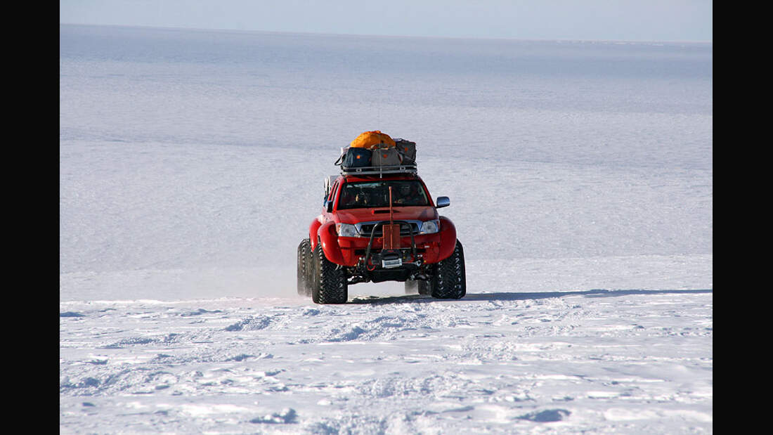 Toyota AntarktisExpedition Mit dem Toyota Hilux zum Südpol auto
