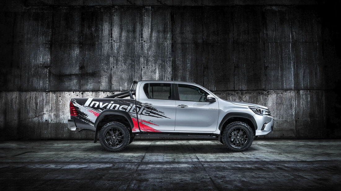 Toyota Hilux Invincible IAA 2017