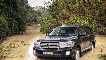 Toyota Land Cruiser 200 V8 2012