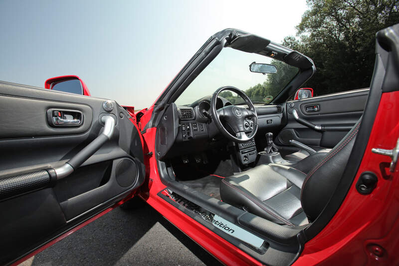 Toyota MR2 Roadster, Cockpit, Lenkrad