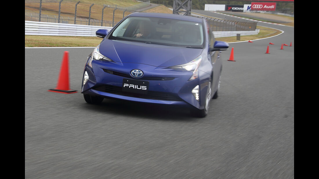 Toyota Prius III, Fahrbericht, 11/15