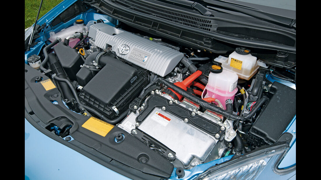 Toyota Prius Plug-In Hybrid, Motor
