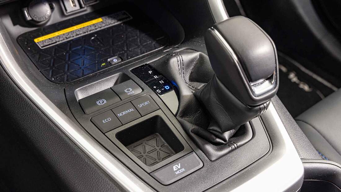 Toyota RAV4 Hybrid im Dauertest AUTO MOTOR UND SPORT