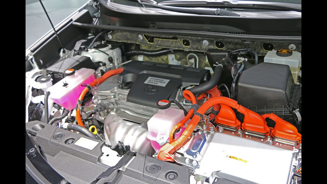Toyota RAV4 Hybrid IAA 2015