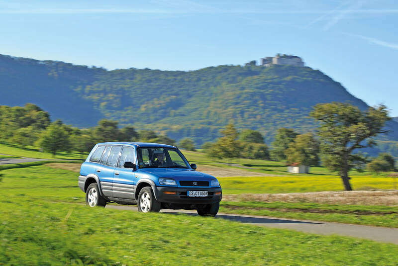 Toyota RAV4, Seitenansicht