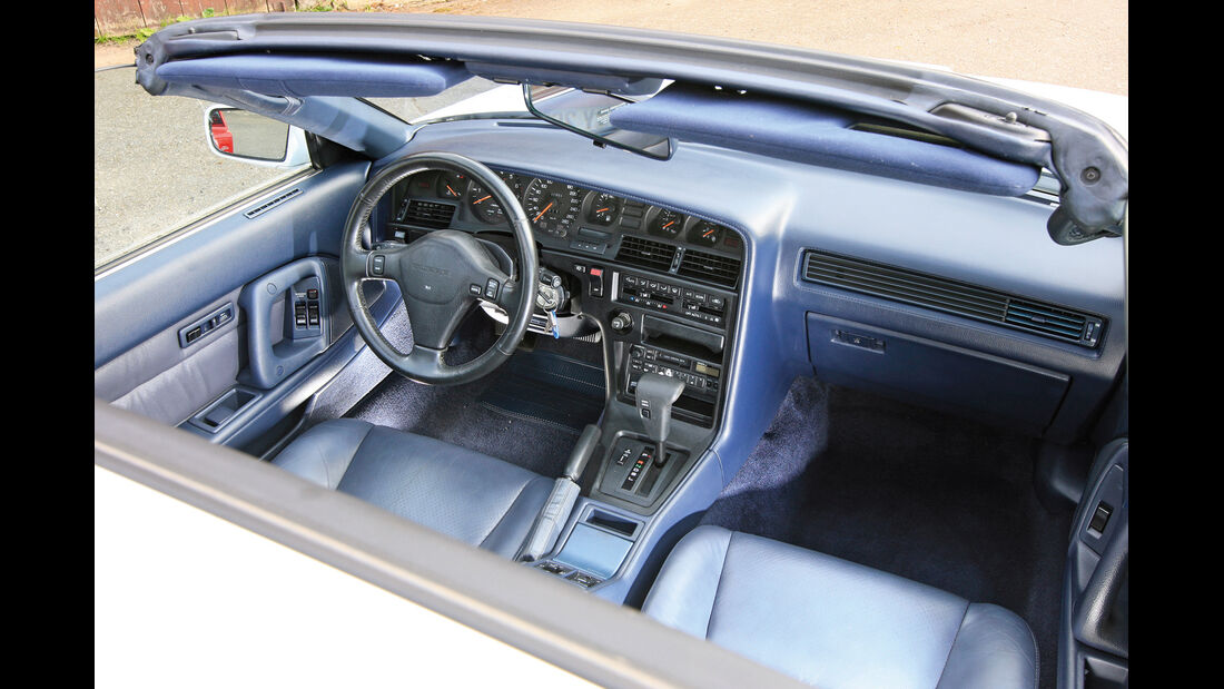 Toyota Supra 3.0i Turbo, Cockpit