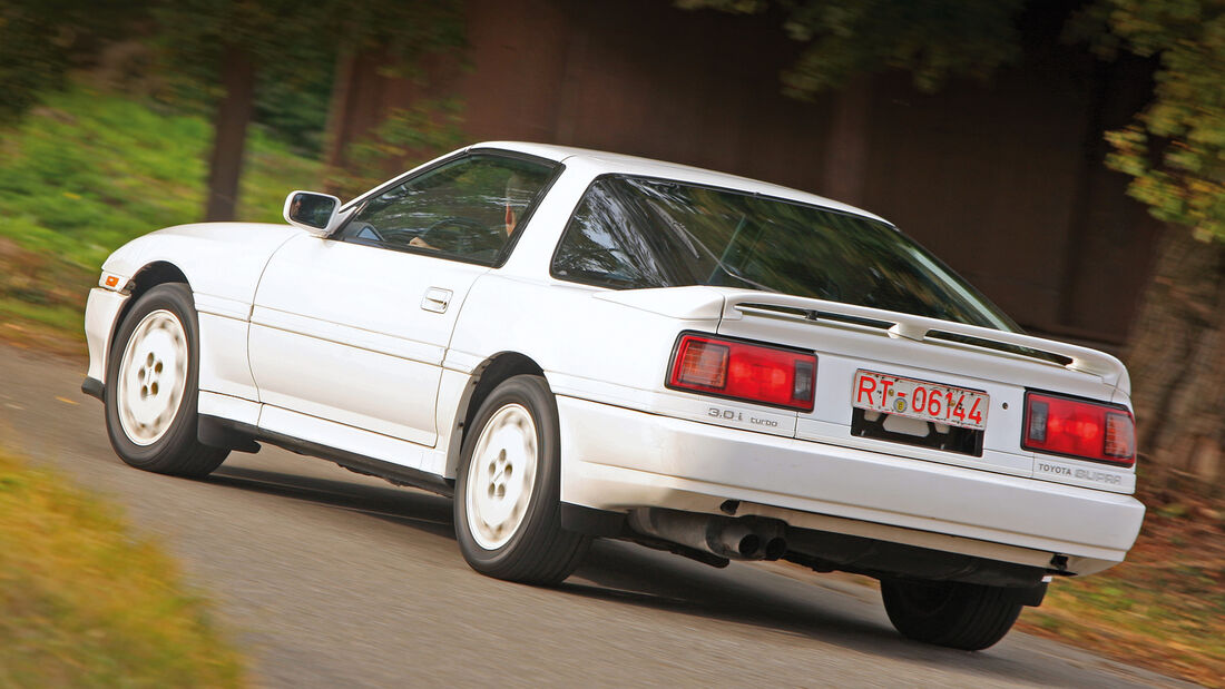 Toyota Supra 3.0i Turbo, Heckansicht