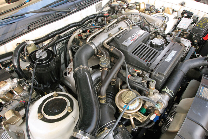 Toyota Supra 3.0i Turbo, Motor