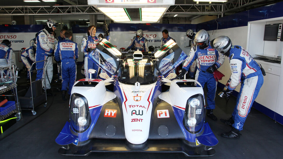 Toyota TS 040 Hybrid - LMP1 - WEC Test Paul Ricard - Le Castellet - 2014