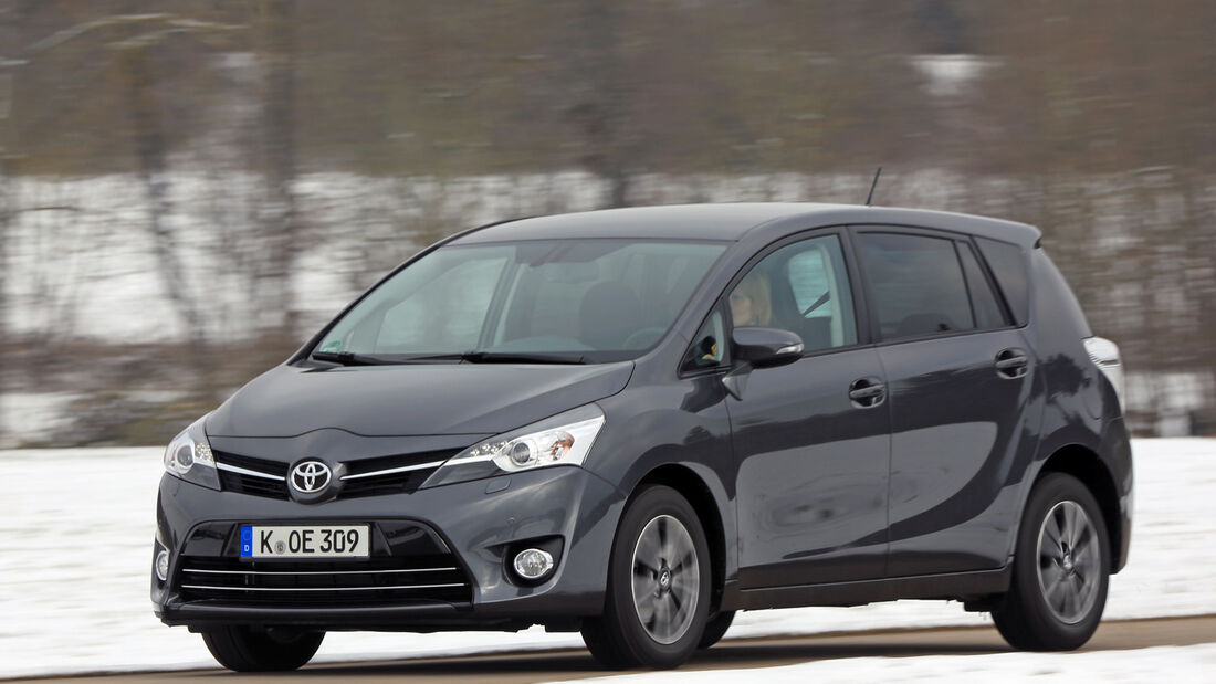 Toyota Verso 2.0 D-4D, Frontansicht