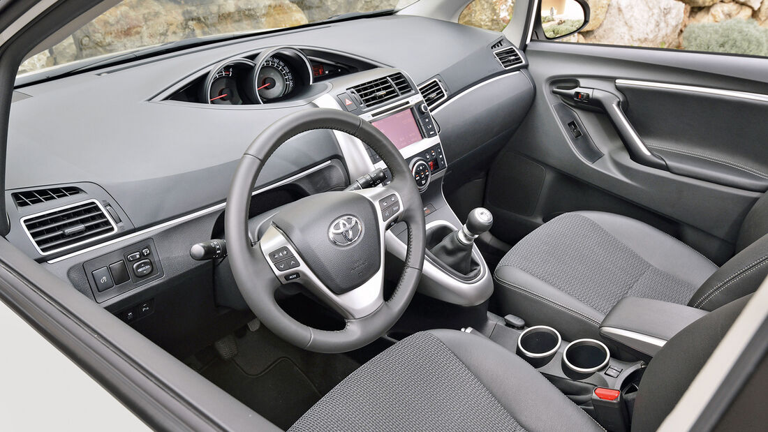 Toyota Verso, Cockpit, Lenkrad