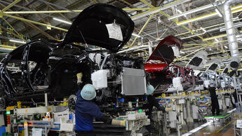 Toyota-Werk Takaoka Produktion Fertigung Harrier