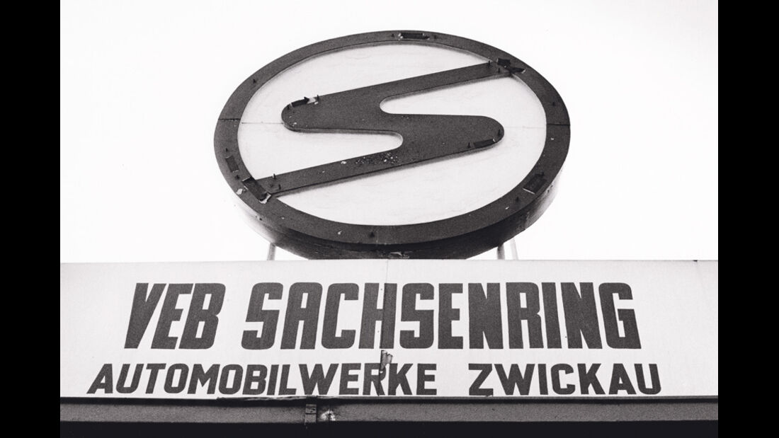 Trabant, Werkshalle, Firmenschild, VEB Sachsenring