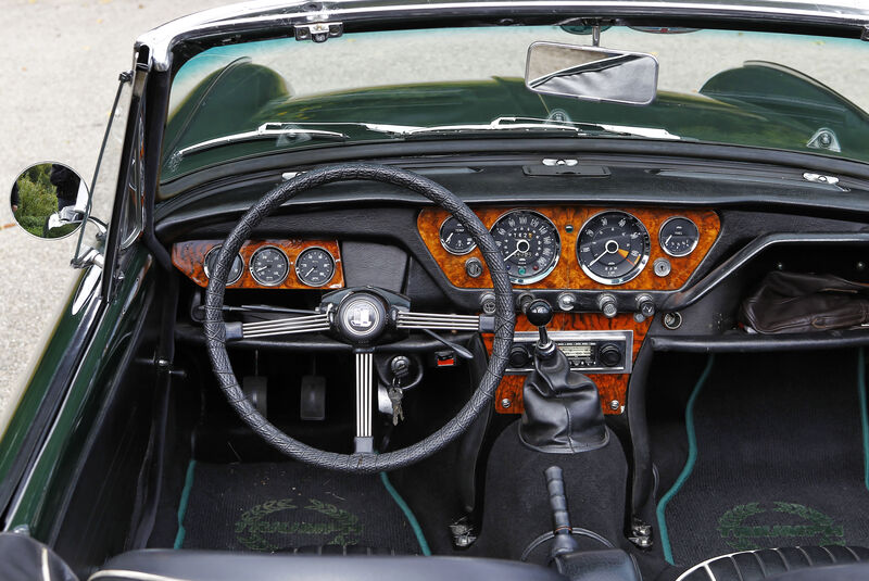 Triumph Spitfire, Cockpit
