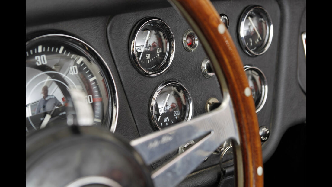 Triumph TR 3, Instrumententafel, Lenkrad, Detail