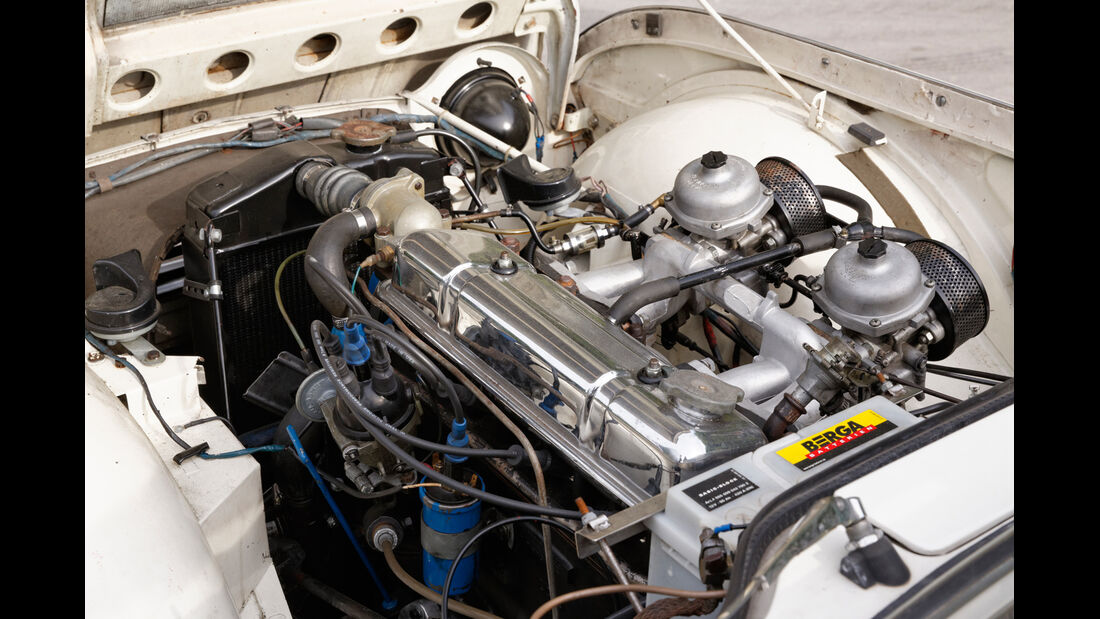 Triumph TR4, Motor