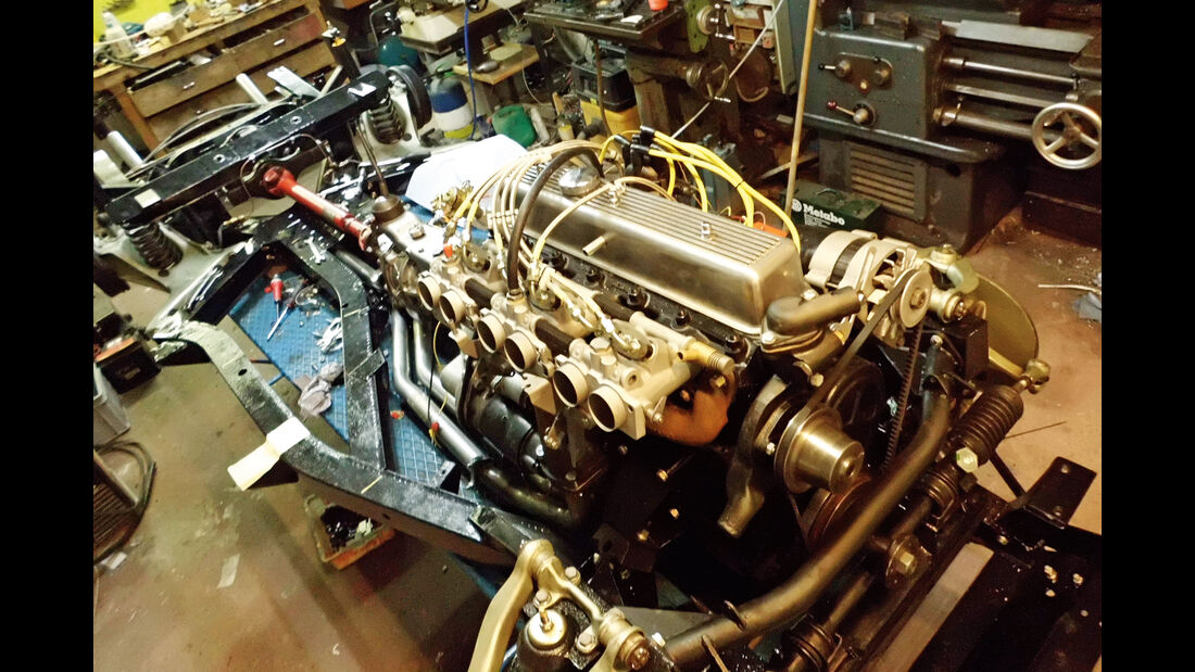 Triumph TR6, Motor