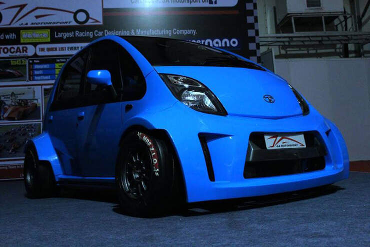 Dan kami akan mengundang GAIKINDO untuk melakukan presentasi terkait perkembangan pameran resmi milik GAIKINDO ini di Exhibition Committee Meeting OICA yang akan diadakan saat VIP day The 85th Geneva International Motor Show berlangsung pada 3 Maret ,” sahut Mr. Yves van der .