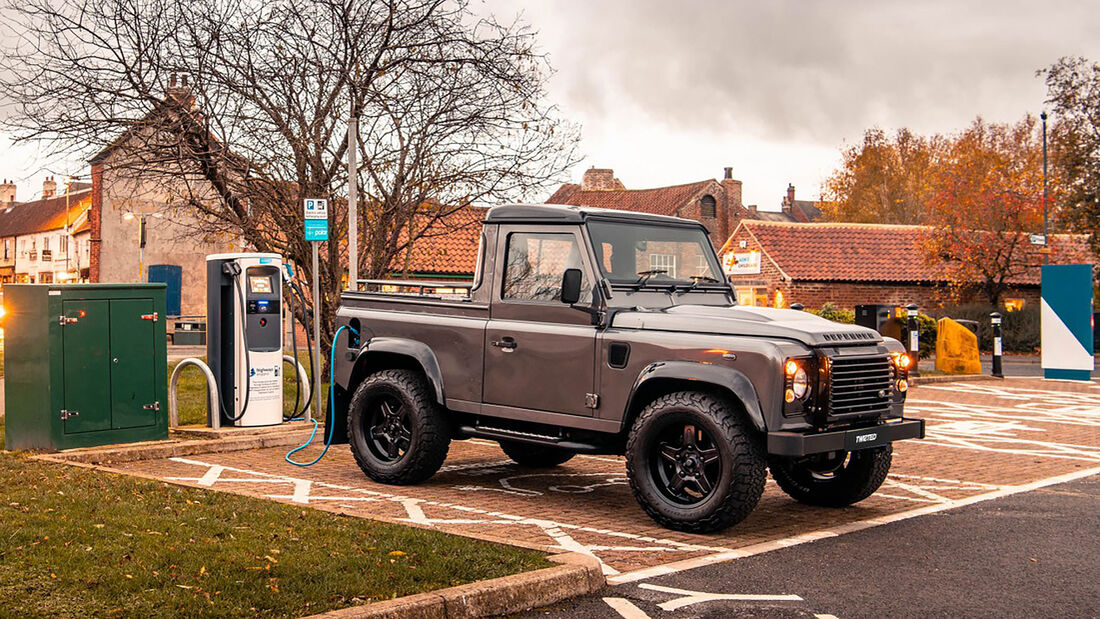 Twisted Land Rover Defender EV