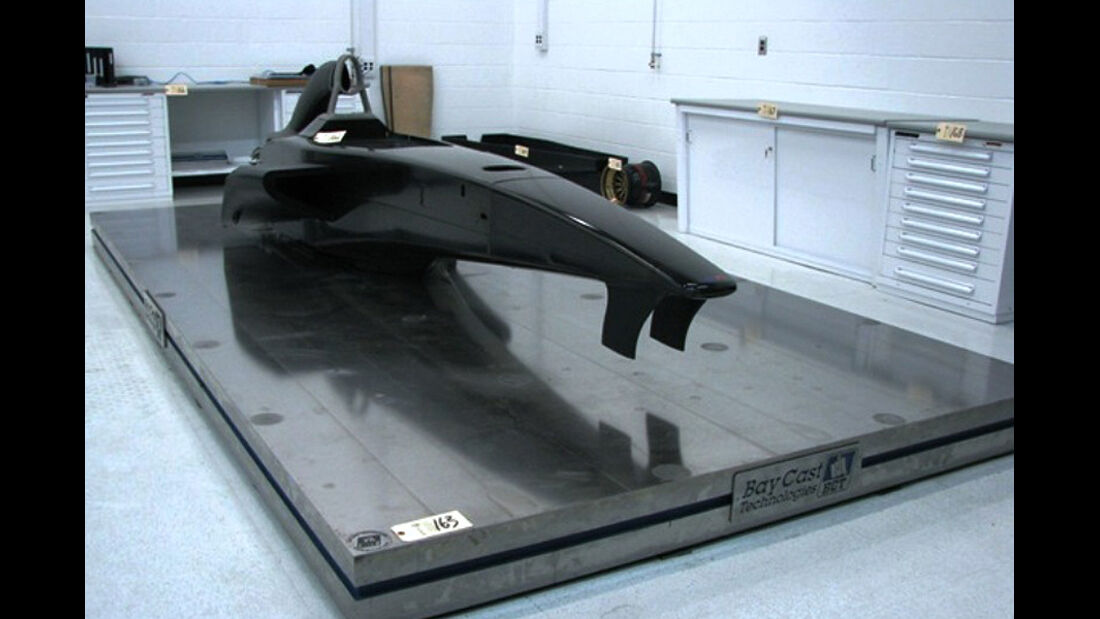 USF1 Auktion Chassis Modell