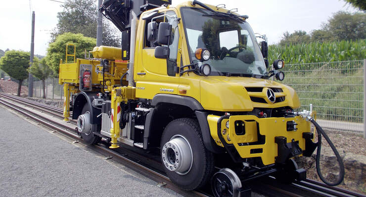 Unimog 2-Wege Bahn-Trans