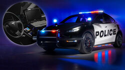Unplugged Performance Tesla Model Y Police Interceptor Einsatzfahrzeug Blaulicht