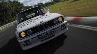 Unterwegs im BMW M3-Ring-Taxi YT 0409