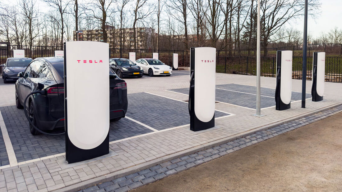 Tesla V4 Supercharger langsamer als erhofft