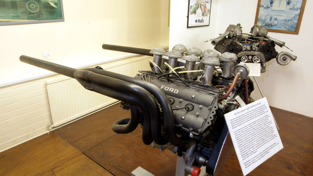 V8-Cosworth - Ford DFV - F1 Motor