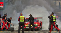 VLN, Nürburgring, Audi R8, Phoenix Racing, Tankstopp, Feuer, 26.04.2014
