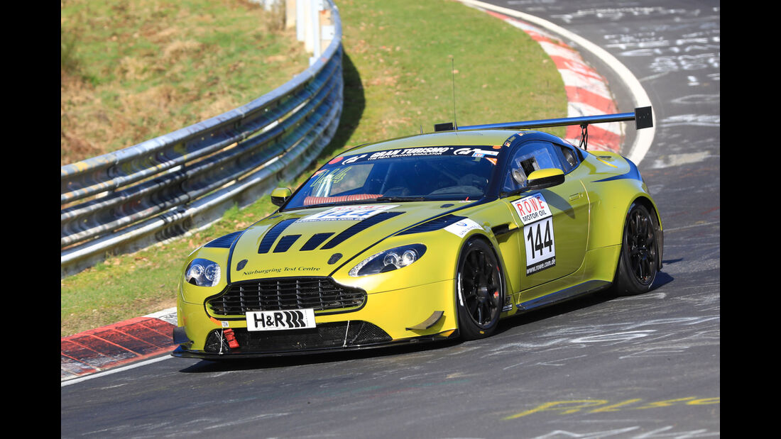 VLN - Nürburgring Nordschleife - Startnummer #144 - Aston Martin V12 Vantage S - Aston Martin Test Centre - SP8 