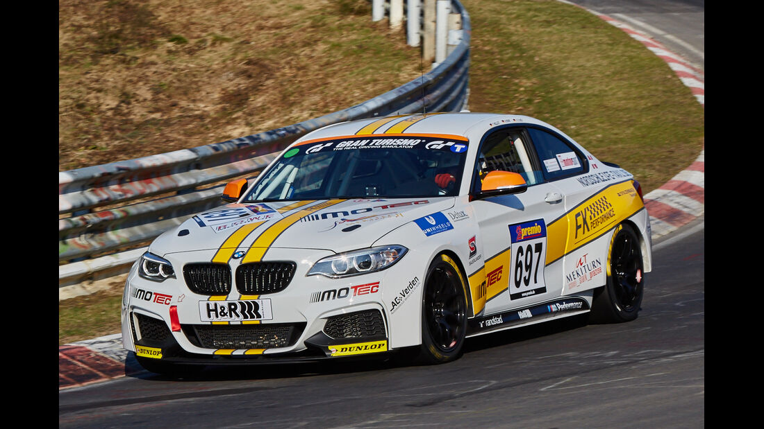 VLN2015-Nürburgring-BMW M235i Racing Cup-Startnummer #697-CUP5