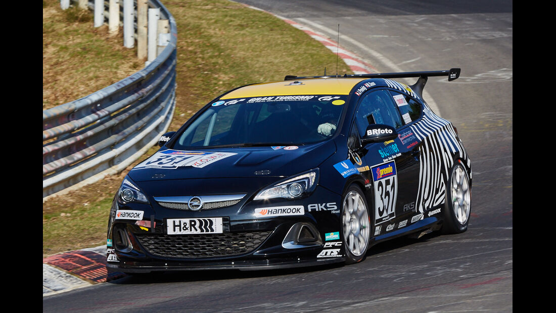 VLN2015-Nürburgring-Opel Astra OPC Cup-Startnummer #351-Cup1