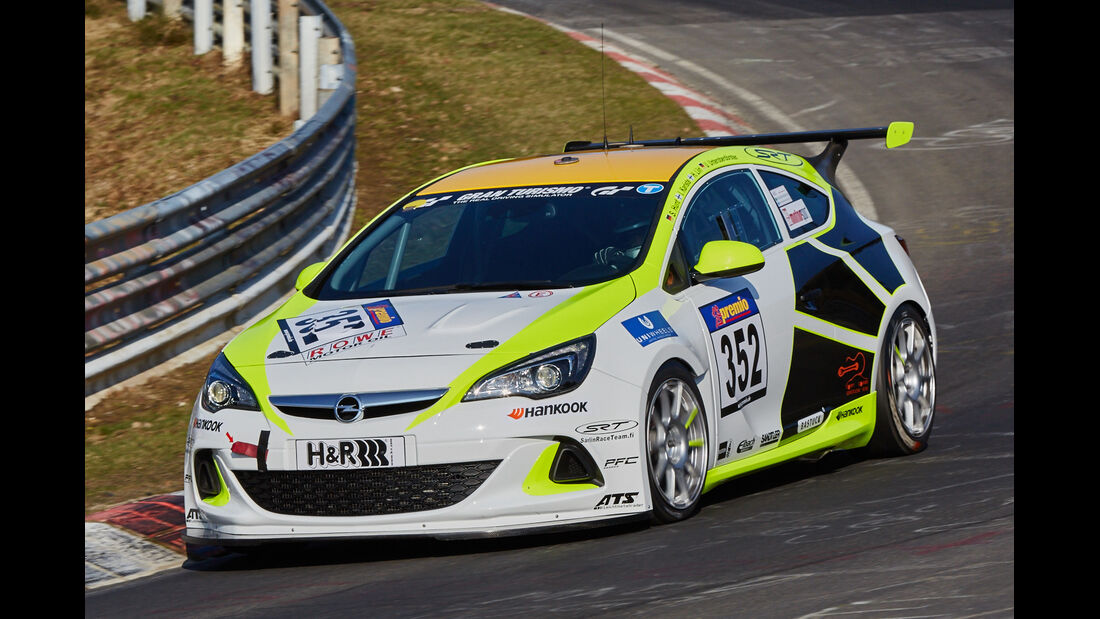 VLN2015-Nürburgring-Opel Astra OPC Cup-Startnummer #352-CUP1