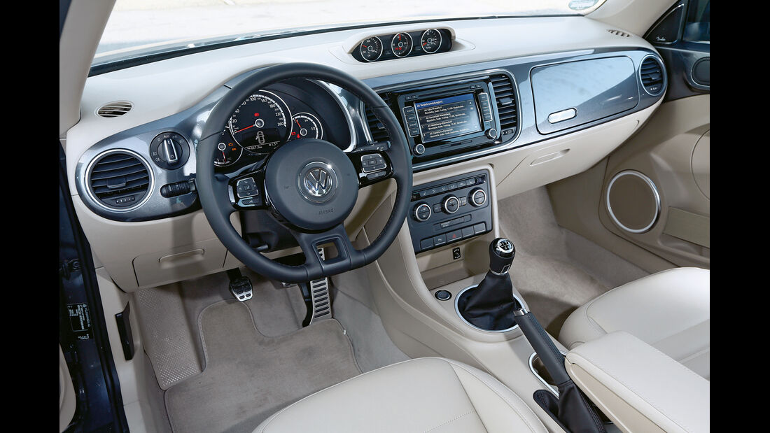 VW Beetle 2.0 TSI, Cockpit