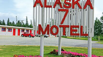 VW Beetle, Alaska, Motel