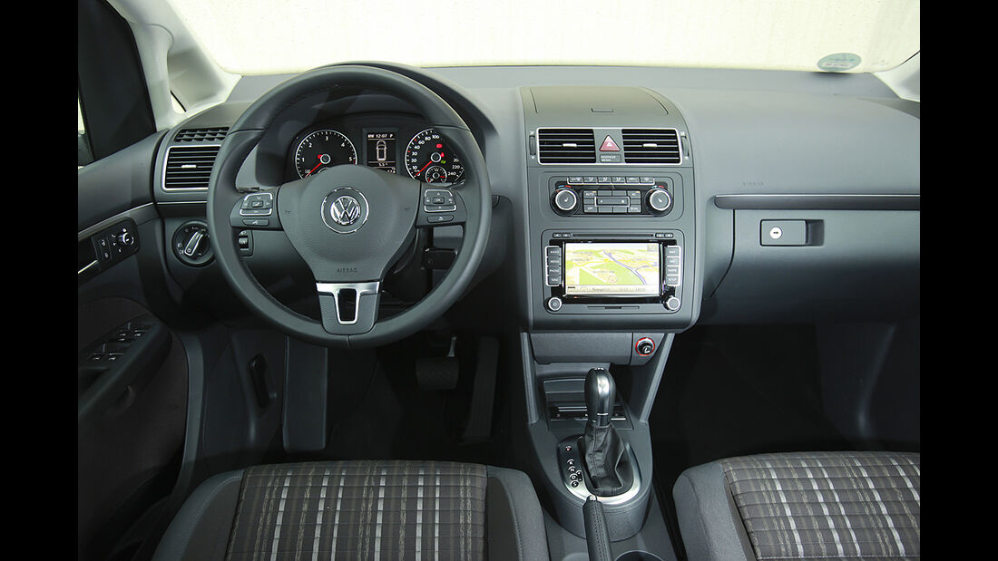VW Cross Touran, Innenraum, Cockpit