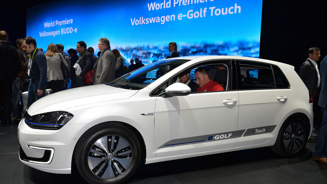 VW E-Golf Touch CES 2016