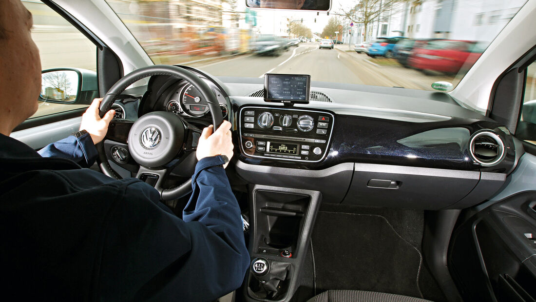 VW Eco Up, Cockpit, Lenkrad