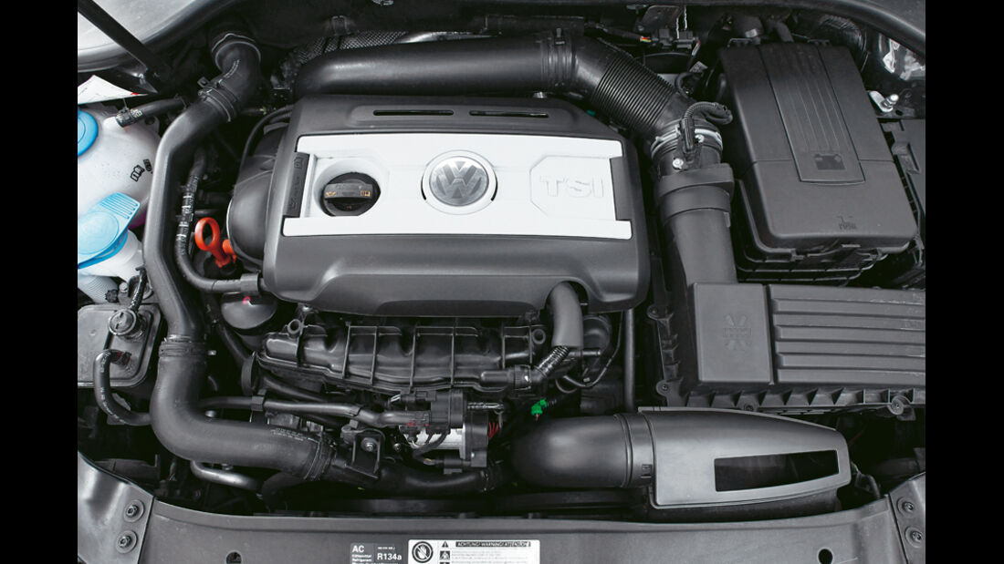 VW Golf Akrapovic, Motor