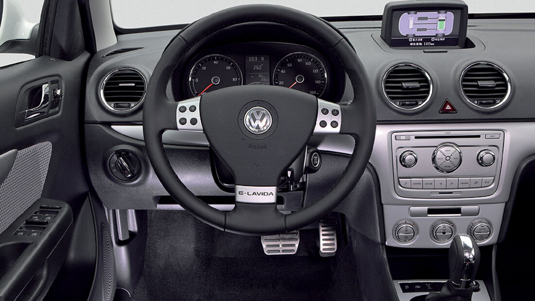 VW Golf Blue-E-Motion,Cockpit