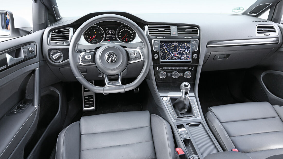 VW Golf GTD, Cockpit